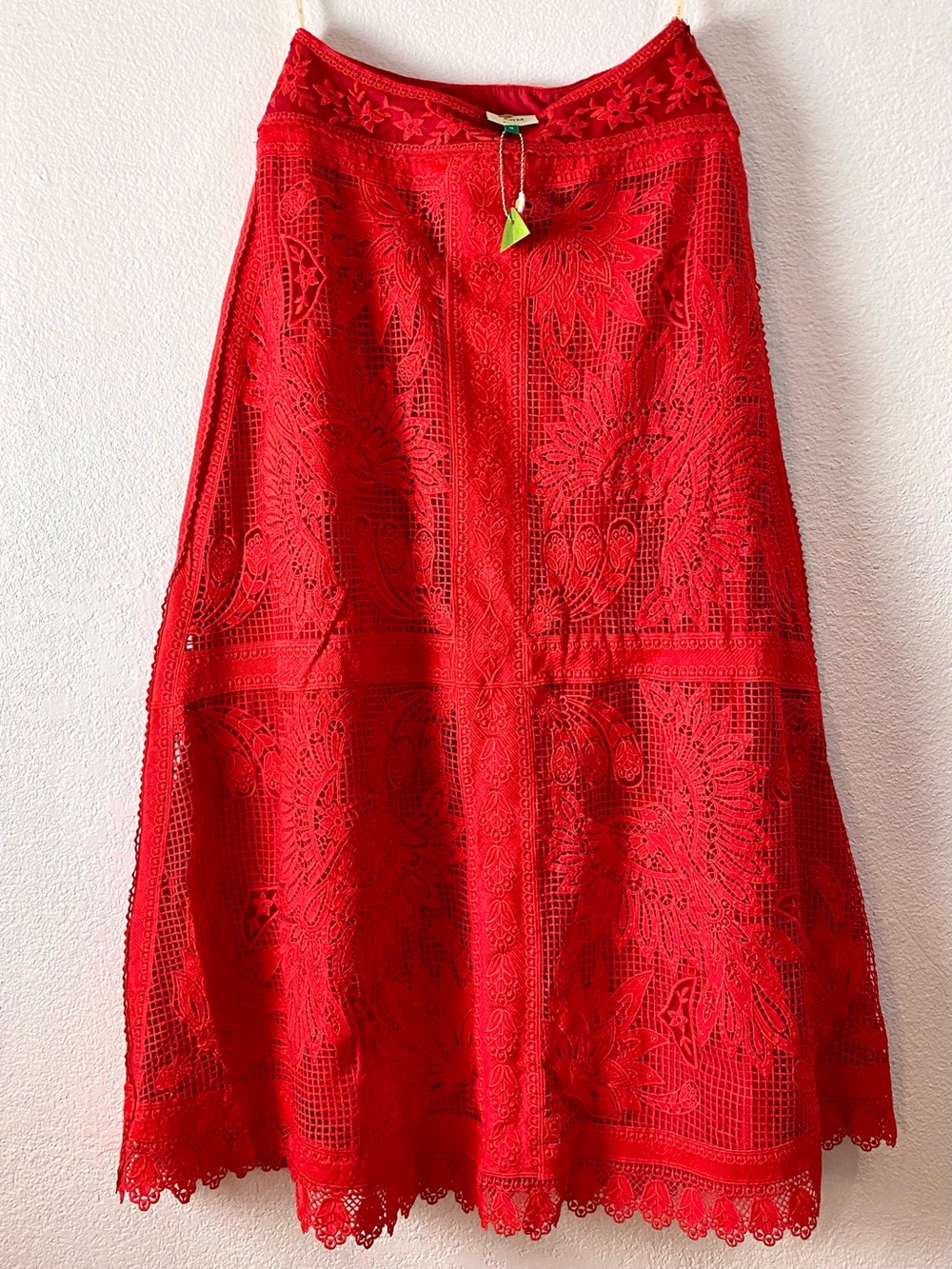 New FARM Rio Toucan Guipure Crochet Red Lace Midi Skirt Medium Cocktail Party - Picture 6 of 16